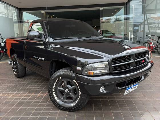 DODGE DAKOTA 2.5 SPORT 4X4 CS 8V GASOLINA 2P MANUAL DODGE DAKOTA 2.5 SPORT 4X4 CS 8V GASOLINA 2P MANUAL